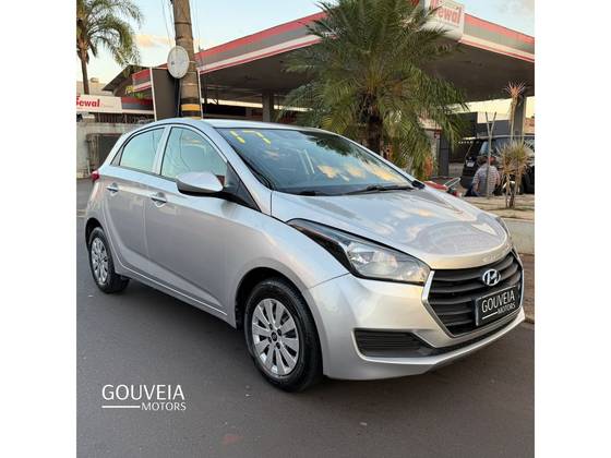 HYUNDAI HB20 1.0 COMFORT 12V FLEX 4P MANUAL HYUNDAI HB20 1.0 COMFORT 12V FLEX 4P MANUAL
